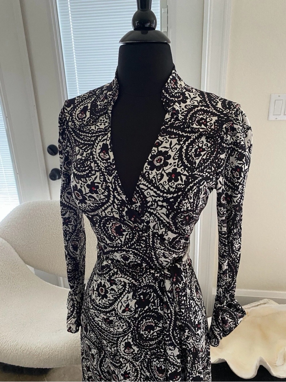 Diane Von Furstenberg Iconic Floral Printed Wrap Dress 100% Silk Sz 6 $578